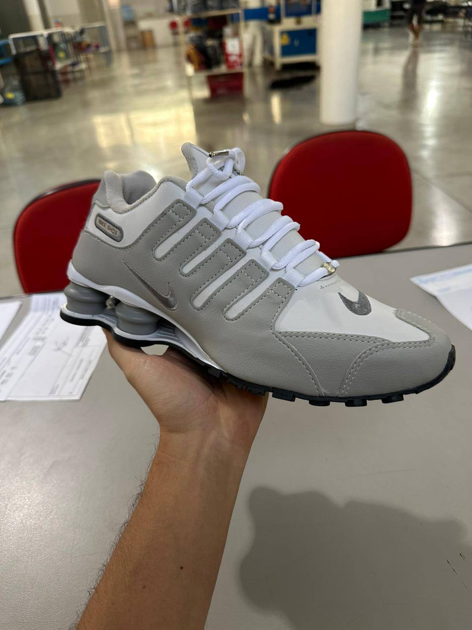 Shox NZ cor 6