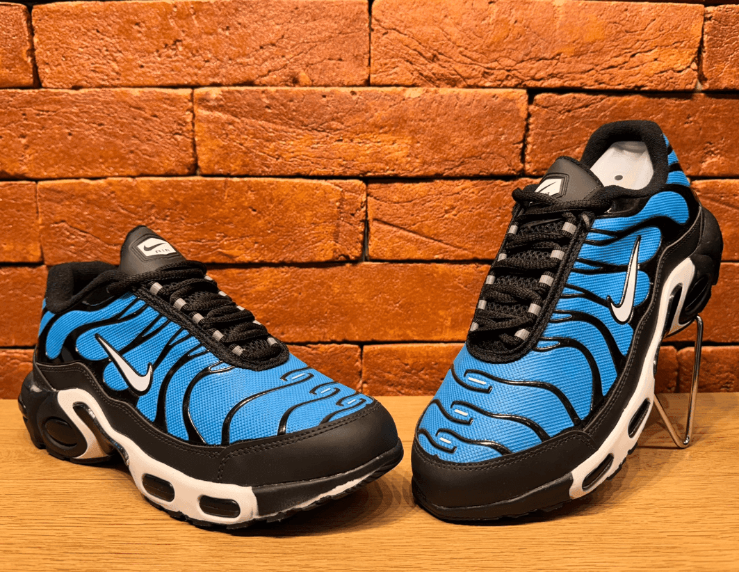 Tuned Air Max cor 2